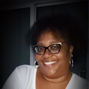 Meet your Posher, Ronette